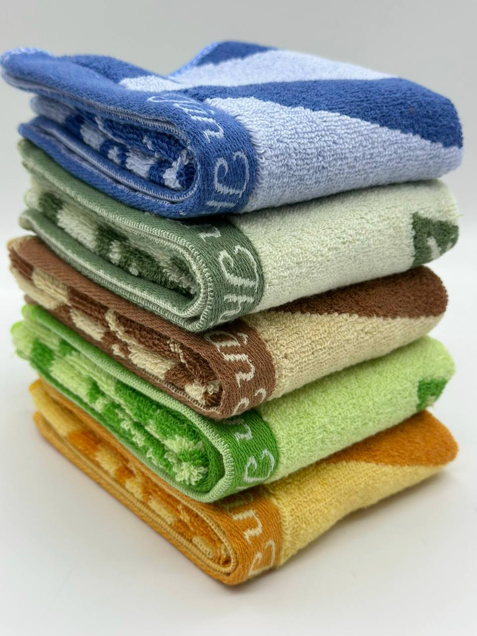 Khăn mặt hoa nở - Hình lá diêu bông