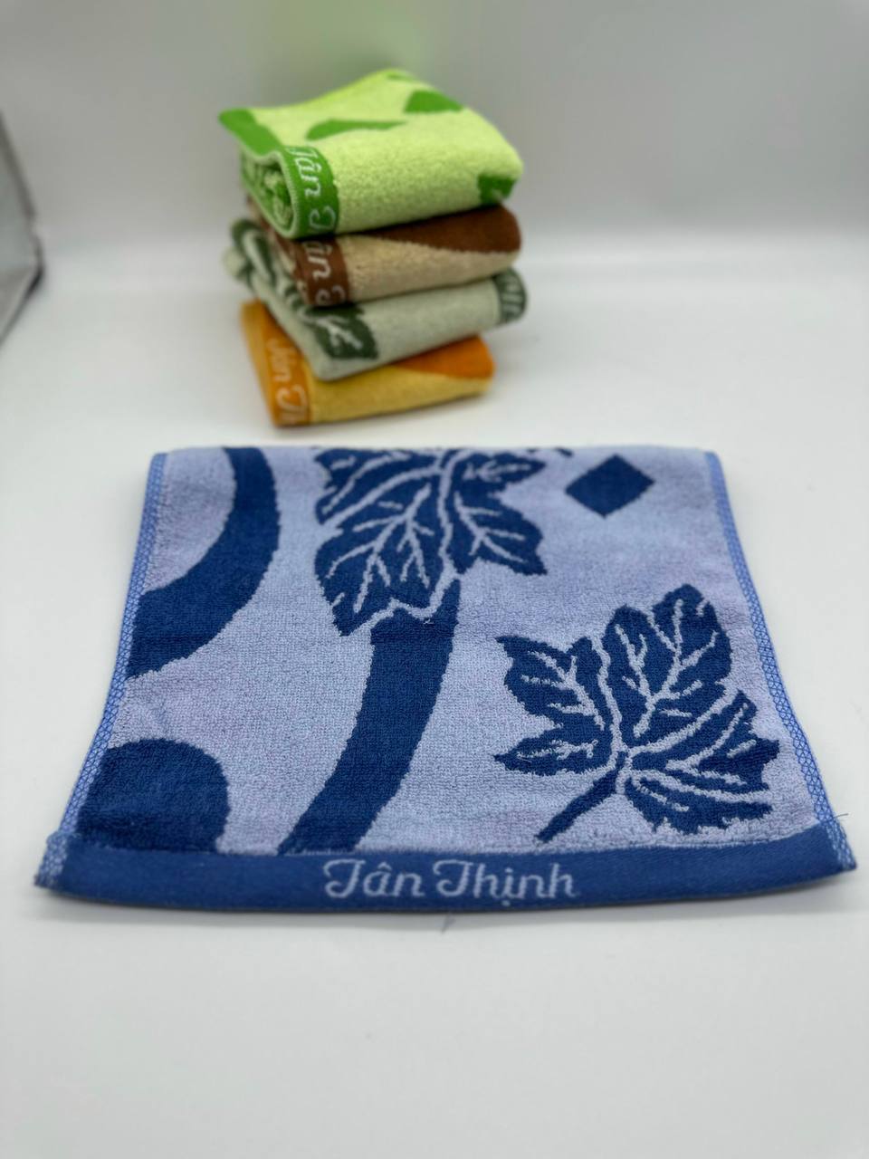 Khăn mặt hoa nở - Hình lá diêu bông