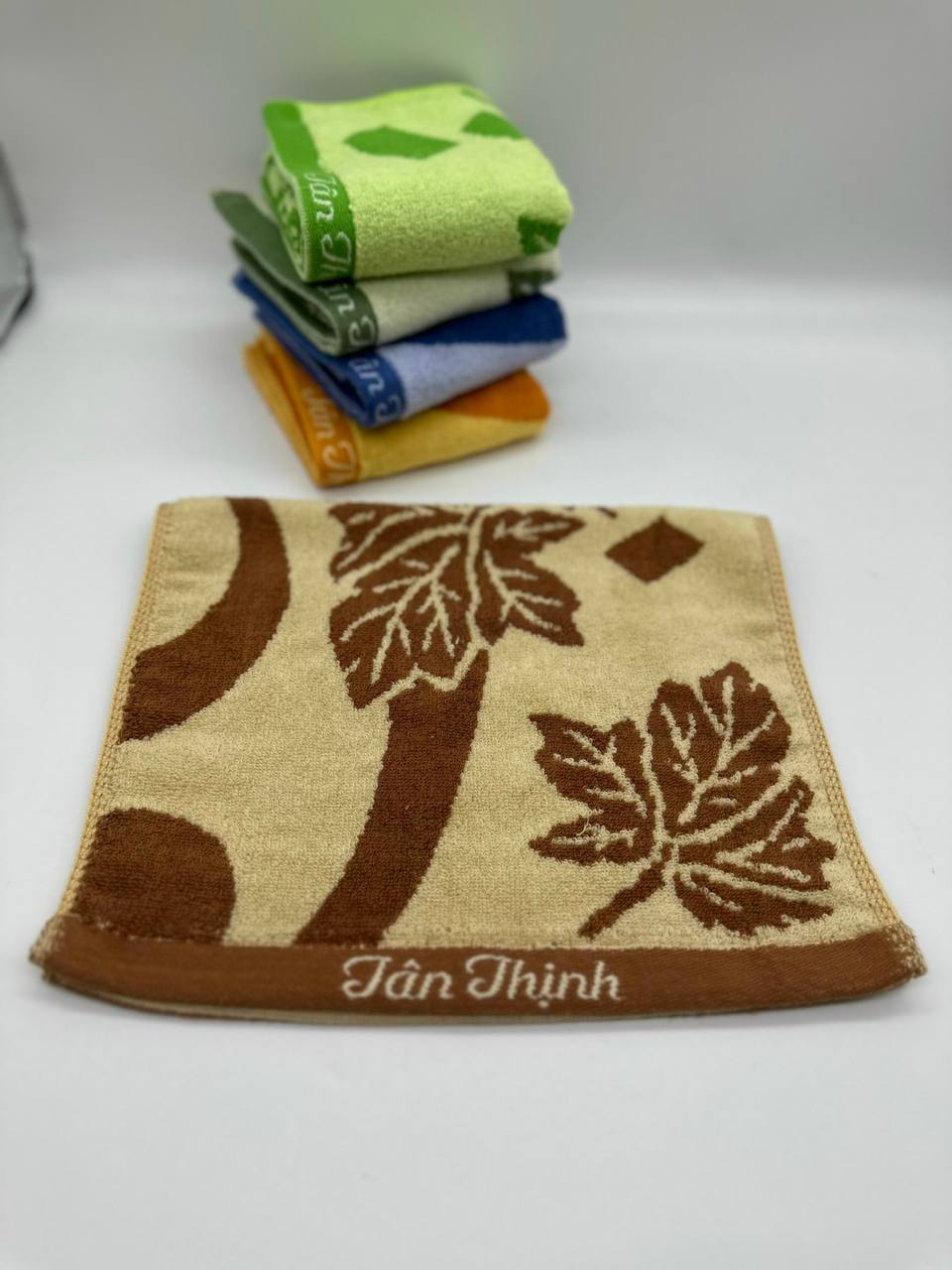 Khăn mặt hoa nở - Hình lá diêu bông