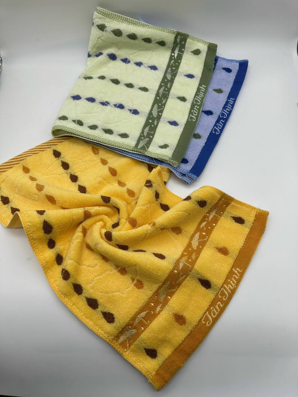 Khăn hoa nở - hình giọt nước